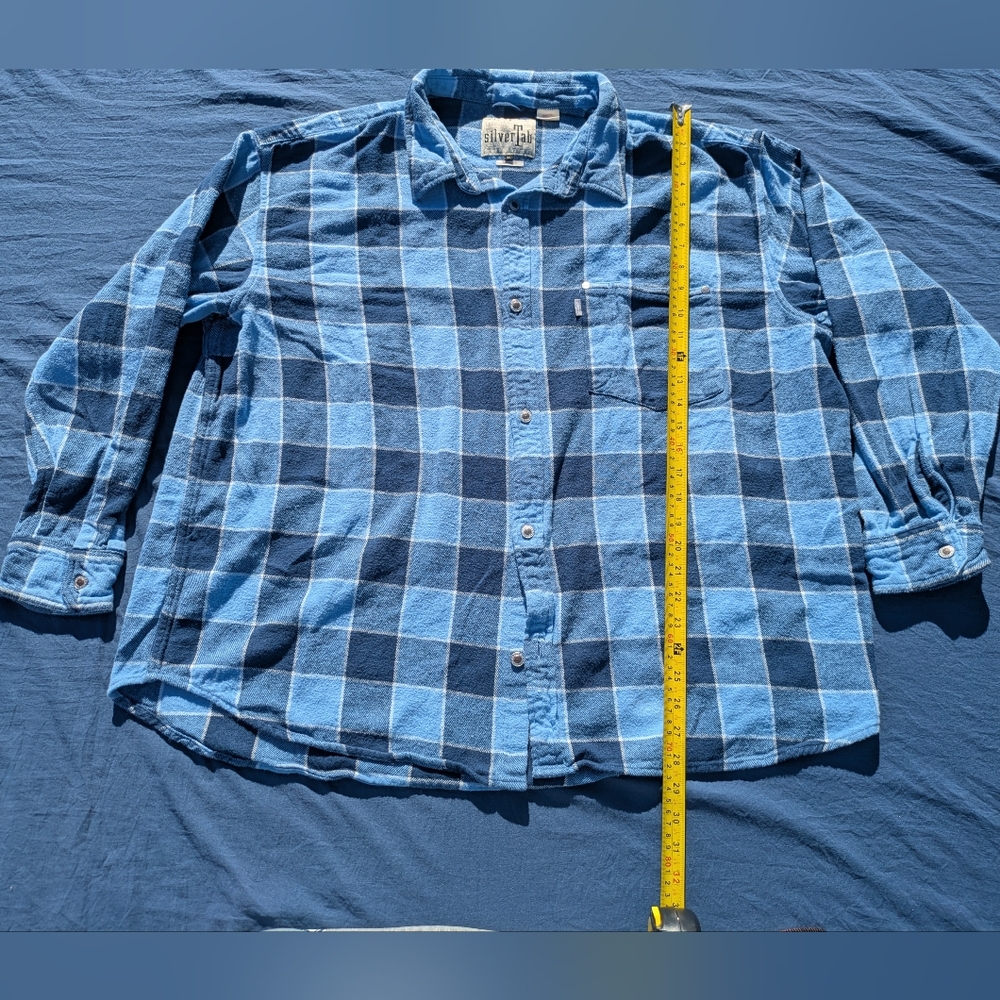 Vintage Levi Strauss Silvertab Blue Plaid Button down Shirt. Men's Size XL.